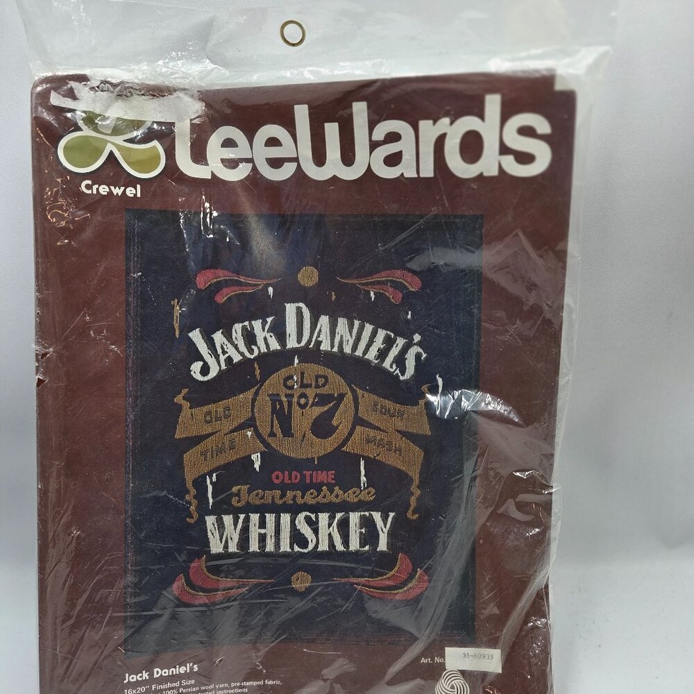 LeeWards Jack Daniels Crewel Embroidery Kit Old No 7 Tennessee Whiskey Sealed